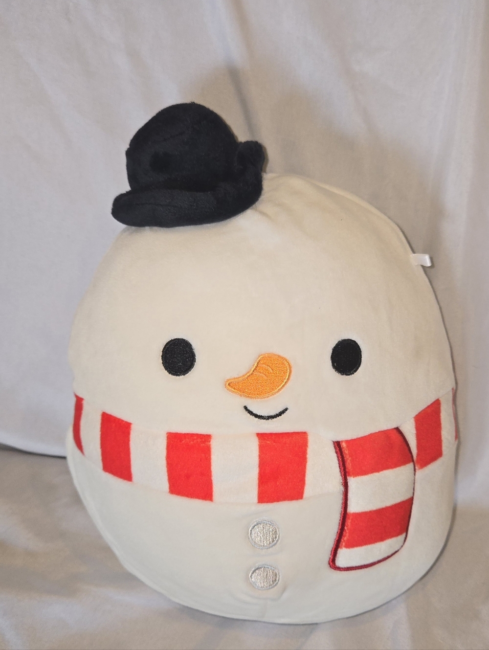 Squishmallows Manny The Snowman 8" White Plush with Red Stripe Accent Black Hat